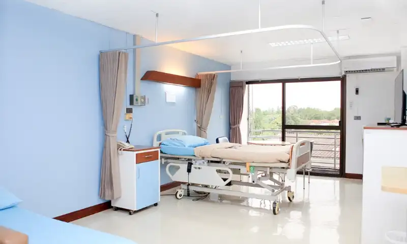 ห้อง VIP 23 (ห้องพักฟื้นผู้ป่วยอาคาร จุน) ห้องพักผู้ป่วย โรงพยาบาลวิรัชศิลป์ ชุมพร