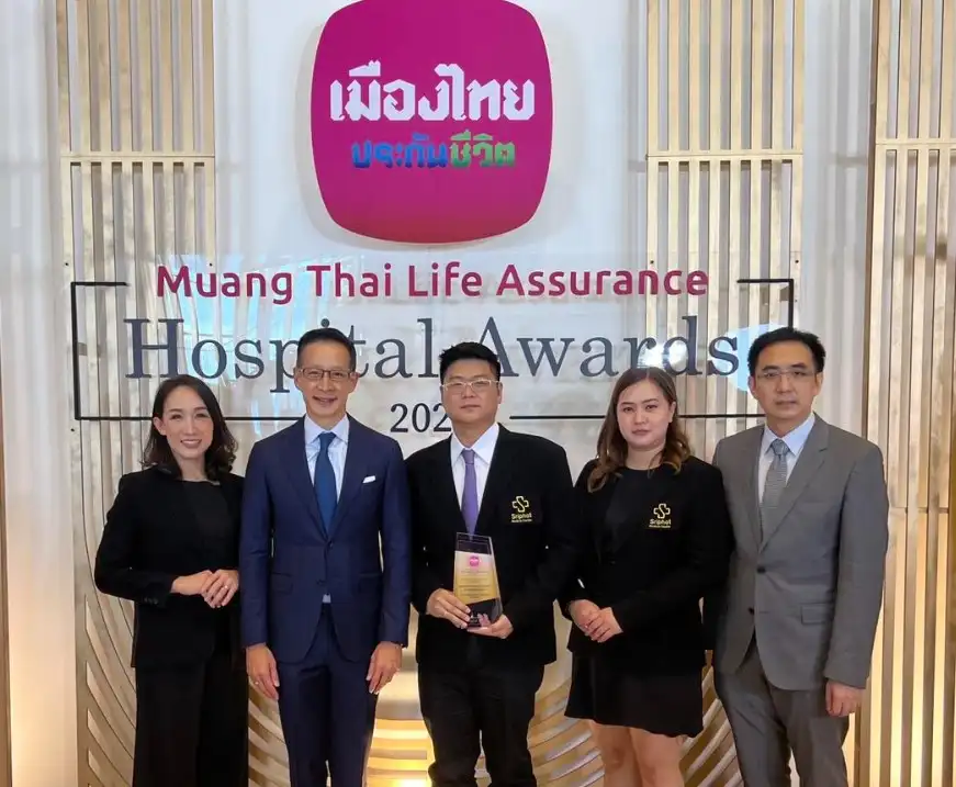 ศูนย์ศรีพัฒน์ คณะแพทยศาสตร์ ม.เชียงใหม่ รับรางวัล Gold Award - Commitment to Success  ประกาศผลรางวัลเกียรติยศ Muang Thai Life Assurance Hospital Awards 2021 ครั้งที่ 6