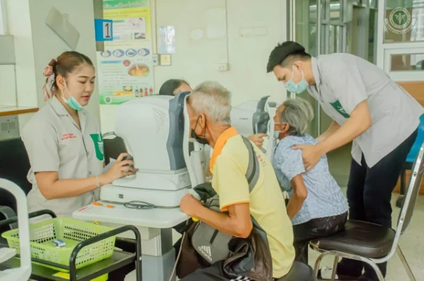 9 มิถุนายน 2566 โรงพยาบาลกันทรลักษณ์ ศรีสะเกษ บันทึกภารกิจ ผ่าตัดต้อกระจก พอ.สว.ทั่วไทย 2566 ช่วยคนไทยให้มองชัดอีกครั้ง