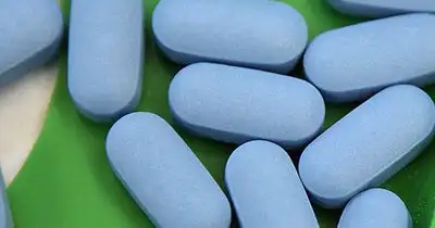 เพร็พ (PREP) หรือ เป็ป (PEP) ยาที่ใช้ในการป้องกันเชื้อเอชไอวี (HIV) HealthServ.net