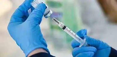 FDA ไฟเขียวฉีดวัคซีนบูสเตอร์ของโมเดอร์นา-จอห์นสันฯ ในสหรัฐ HealthServ.net