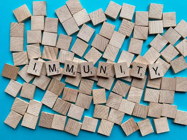 เราต้องทำอย่างไร เมื่อ Herd Immunity อาจไม่มีอยู่จริงใน COVID-19 - ผศ.พญ.สายพิณ หัตถีรัตน์ HealthServ.net
