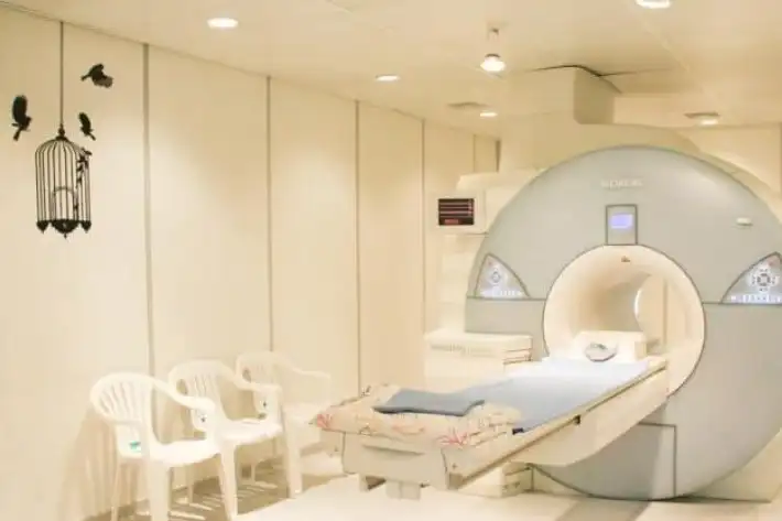 บริการห้องตรวจสนามแม่เหล็ก (MRI) โรงพยาบาลวิชัยยุทธ HealthServ.net