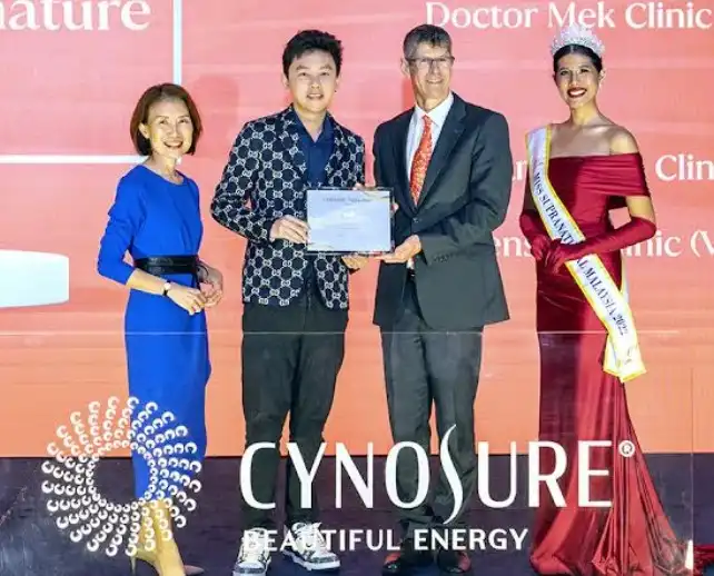 Doctor Mek Clinic คว้ารางวัล Cynosure Signature ที่สิงคโปร์ HealthServ.net