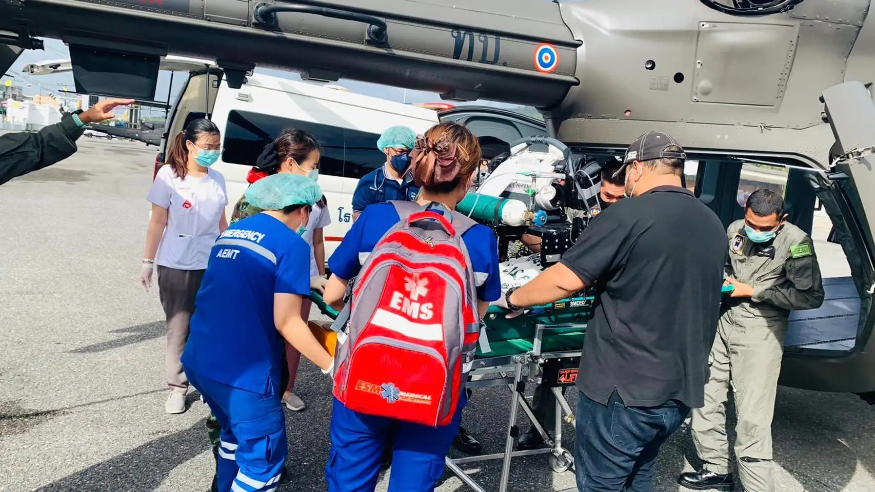 ฮ.ท.72 บินฉุกเฉิน รับผู้ป่วยชายจากเกาะหลีเป๊ะ ส่งโรงพยาบาลหาดใหญ่ HealthServ