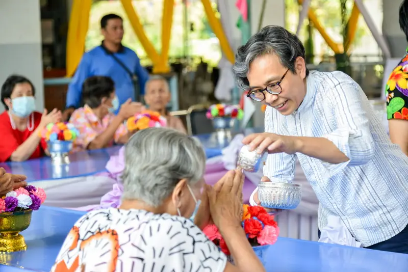 บำรุงราษฎร์ ส่งต่อความห่วงใยสู่ผู้สูงอายุ ผ่านโครงการ Bumrungrad Young Take Care HealthServ