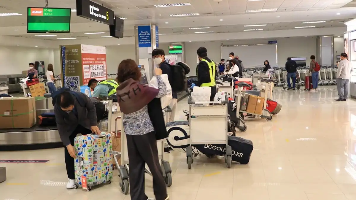 เกาหลีมาแล้ว เที่ยวบินปฐมฤกษ์ JEJU Air สู่สนามบินเชียงใหม่ กลุ่มแรกหลังเปิดประเทศ HealthServ