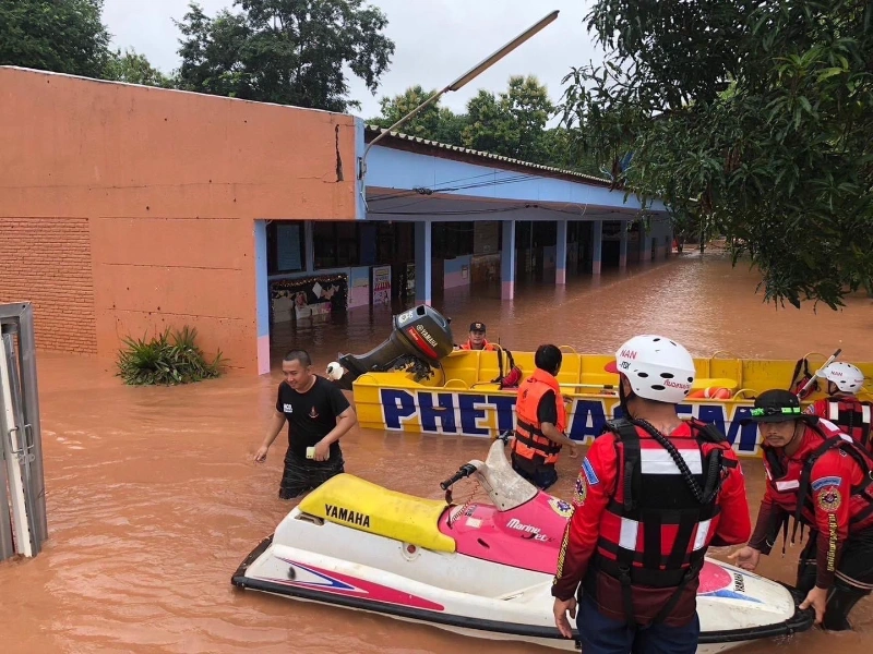 สธ.สรุปสถานการณ์ฝนตกหนัก น้ำท่วมฉับพลันใน 7 จังหวัดเหนือ HealthServ