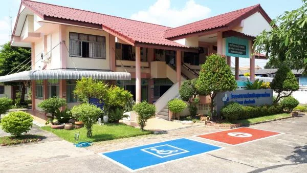 โรงพยาบาลส่งเสริมสุขภาพตำบลบ้านวัดแดง เมืองนนทบุรี นนทบุรี